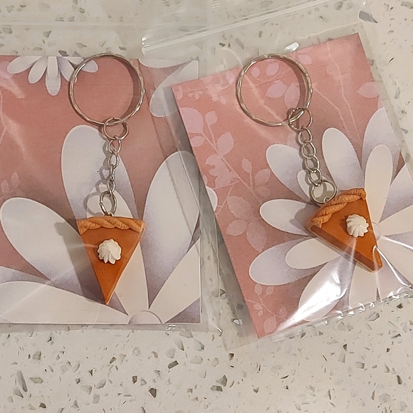 BFF Pumpkin Pie Handmade Keychains - Picture 5 of 5